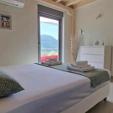Maya Lefkada