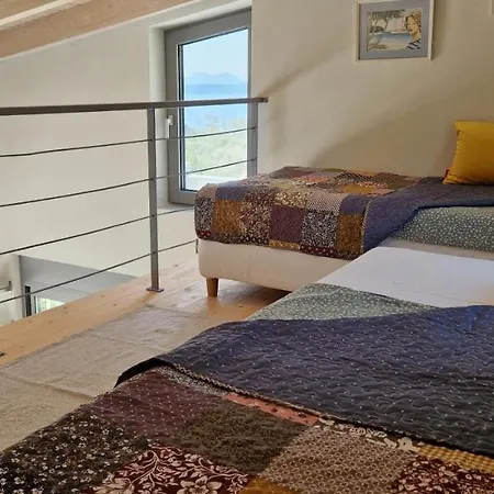 Maya Lefkada * Evgiros