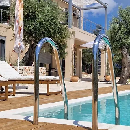 Maya Lefkada * Evgiros