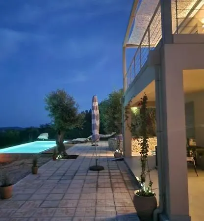 Maya Lefkada